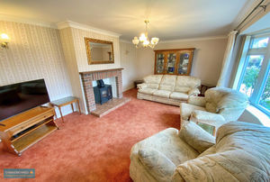 Lounge- click for photo gallery